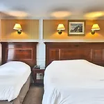 Hotel Touring Opera
