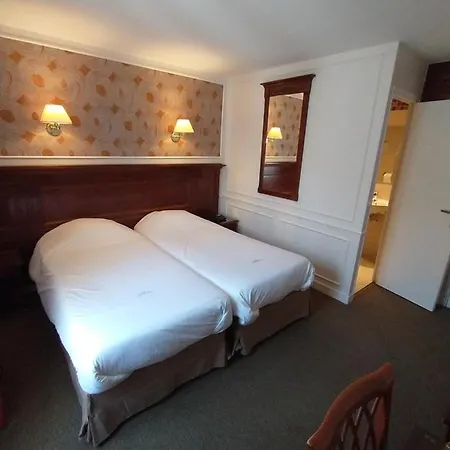 Touring Opera Hotel