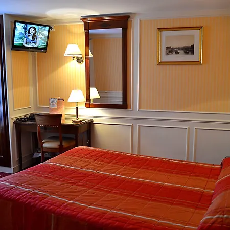 Hotel Touring Opera