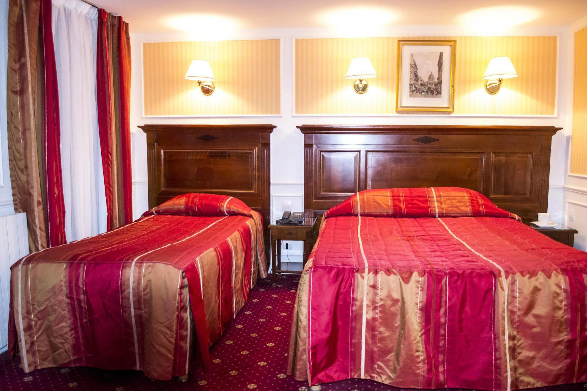 Touring Opera Hotel Parigi