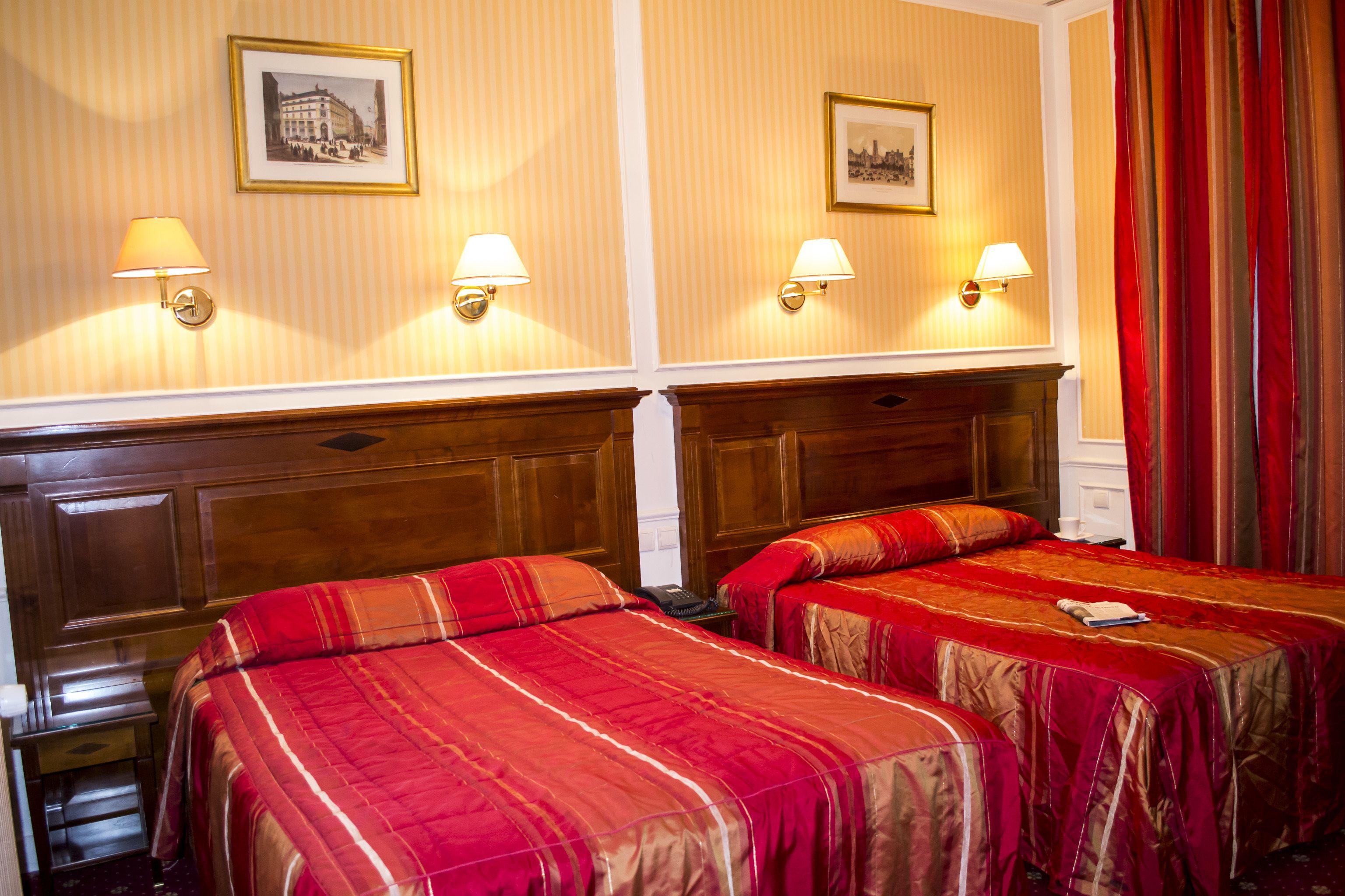 Hotel Touring Opera 3*